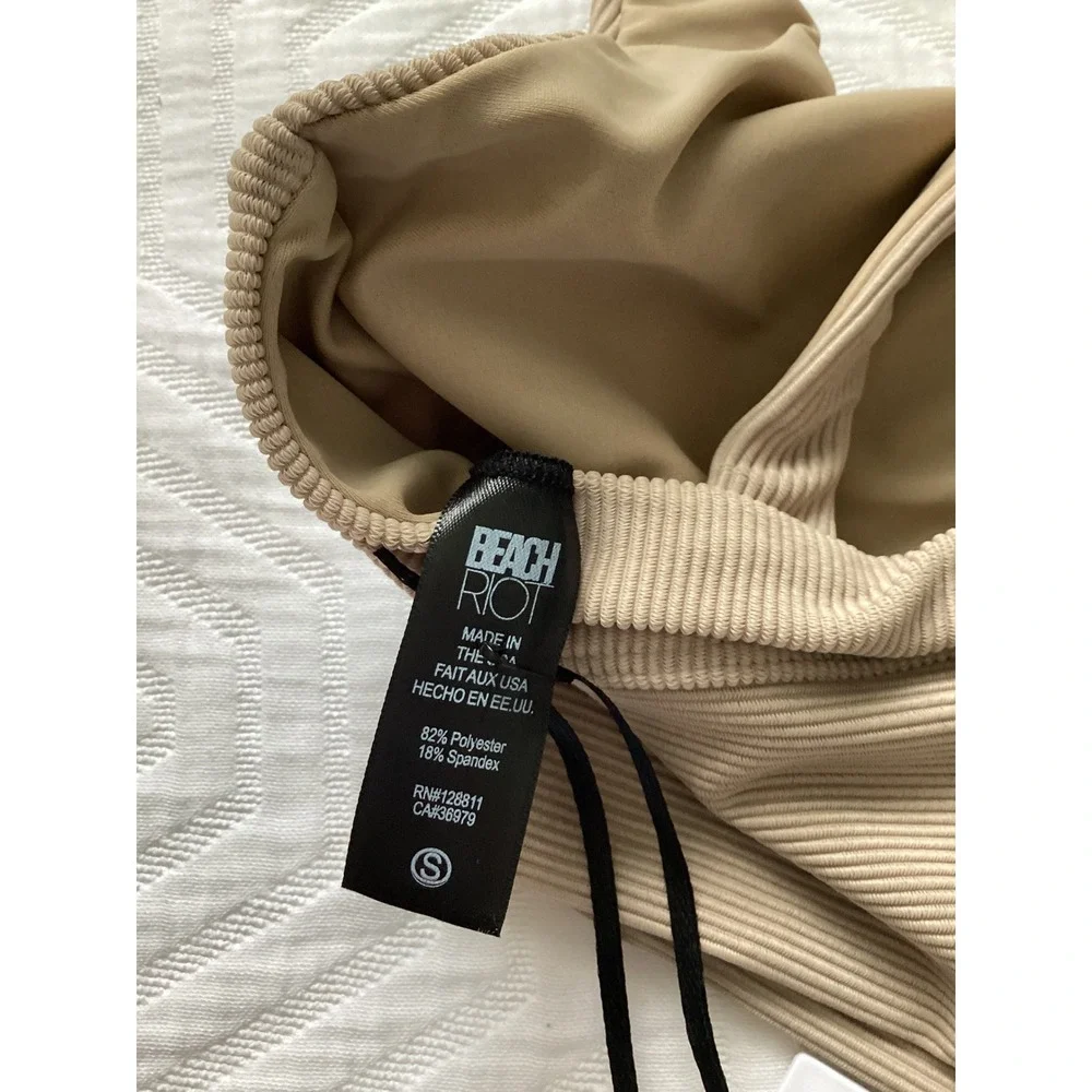 Beach Riot Sport Taupe Ribbed Bralette Crop Top Women's Size S Made in USA‎